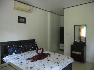 Baansanook Resort & Swimming Pool