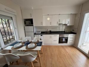 Apartamento en Mar de Pedra, con vistas al castillo by beBalmy