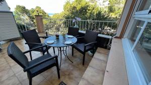 Bonito piso en Canyelles AV-85