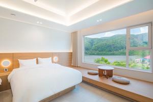 Chuncheon Wolhadam Pool Villa