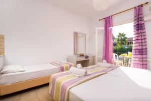 Island Kavos Annex studios