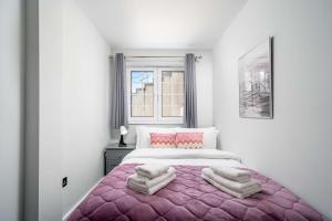 2Bed 2Bath at Hendon - 3 min to Train - 65 Inch TV