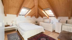 Rebecca House, Sestri Levante