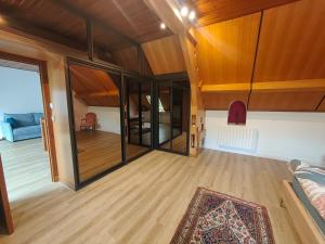 Maisons de vacances Au fil de l-eau , 20 min du zoo , detente assuree : photos des chambres