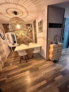 Maisons de vacances Agreable maison de ville dans quartier calme : photos des chambres