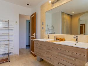 Villas Villa A l-Ombre du Soleil by Interhome : photos des chambres