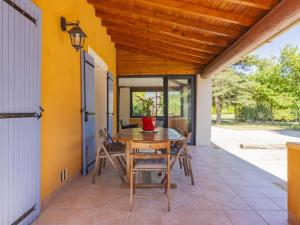 Villas Villa A l-Ombre du Soleil by Interhome : photos des chambres