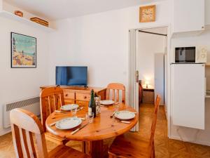 Appartements Apartment Le Sporting-18 by Interhome : photos des chambres