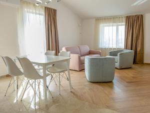Apartment Adelsberg Inn-1 by Interhome