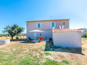 Apartment Casa del Pozzo by Interhome