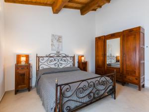 Apartment Casa del Pozzo by Interhome