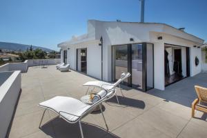 Luxury Loft Sauna HotTub Psyhiko