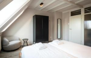 X-7 Hoeve Holland
