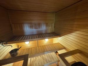 Tiny house with sauna in Laulasmaa