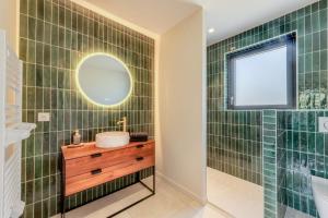 Maisons de vacances Maison familiale proche mer - spa : photos des chambres