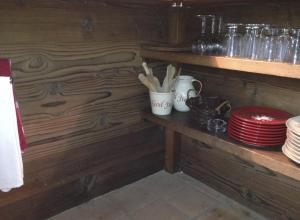 Cozy One Bedroom Flat In Gsteig