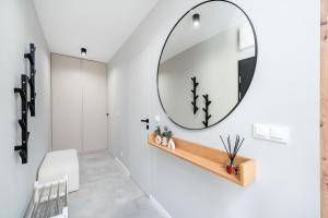 Łódź Prestige Suites - 50m2, Parking, Balcony - by Rentujemy