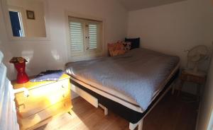 Vintage Cottage - cozy unplug