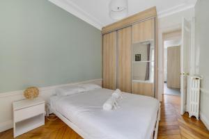 République Of City Paris