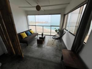 mini departamento frente al mar