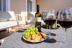 VILLA INTMA - GOLF - POOLS - near Mijas, Marbella, Fuengirola - Fully Equipped