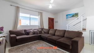 Casa em Itanhaem pe na areia com piscina