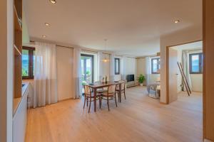 Mendelglueck Apartments