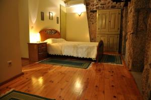 casa do meio da vila suites