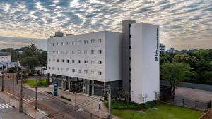 Rio Hotel By Bourbon Luque Asuncion