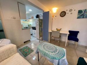 Laniakea small apartment in shared house