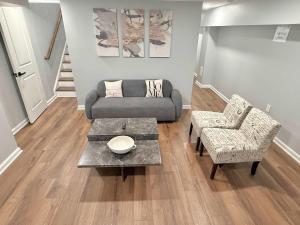 Serene Settler - Capitol Hill