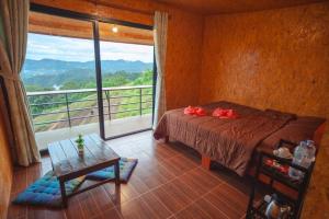 อาฉ่างแคมป์ Achang Camp