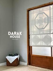 Darak House