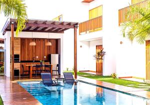 Casa condomínio c piscina pertinho do centro - VP01