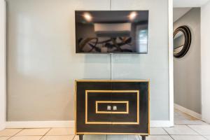 2 Mi to Dtwn Pensacola Dog-Friendly Apartment