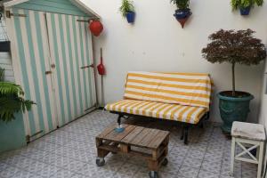 Apartment with terrace close to transport