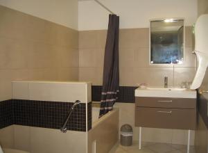 Maisons de vacances Loc Provence - Rez-de-villa : photos des chambres