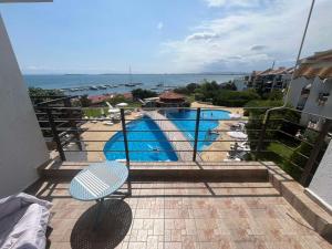 Private apartment in complex Diamond