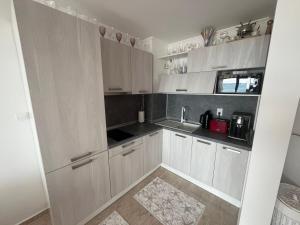 Private apartment in complex Diamond