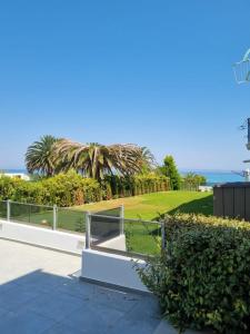 Дом на берегу моря