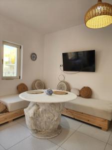 SantoriniVibesDrymades