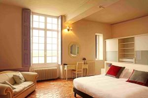 Hotels Le Relais Louis XI : photos des chambres