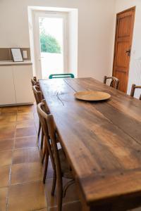 Mas Provençal au Cœur des Vignes du Luberon - 3 Chambres - Calme Absolu - Wifi