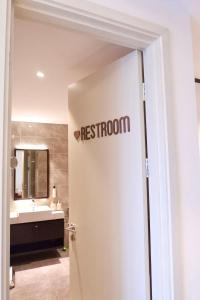 Best Western Premier Sapphire Hạ Long 2BR Homestay 55m2