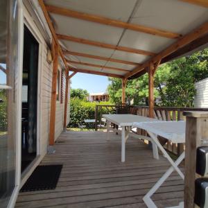 Campings Le 384 mobil home Clim : photos des chambres