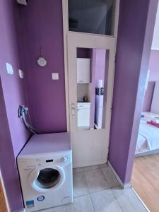 Apartment KIKI, 7th floor, with a sea view, free WiFI, for 2 persons