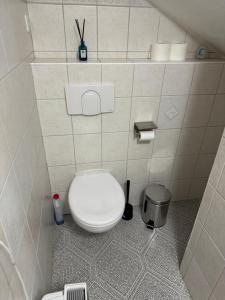 Hummelglück - Ferienwohnung mit Terrasse in 30 Min in HH City