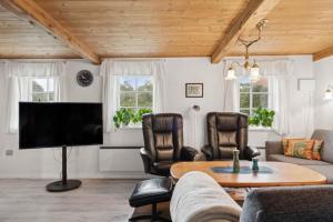 Cozy Holiday Home With A View Of The North Sea