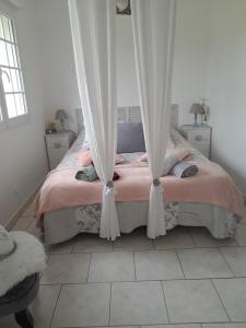 Maisons de vacances Le petit gite Normand 15 kilometres de Honfleur : photos des chambres