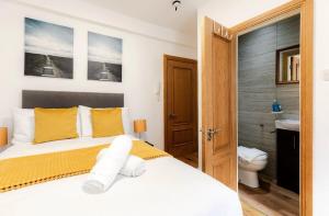 Hyde Park Budget Studios!